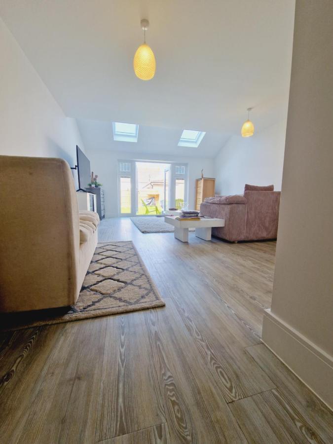 Villa Coastal Retreat Bognor Bersted Esterno foto